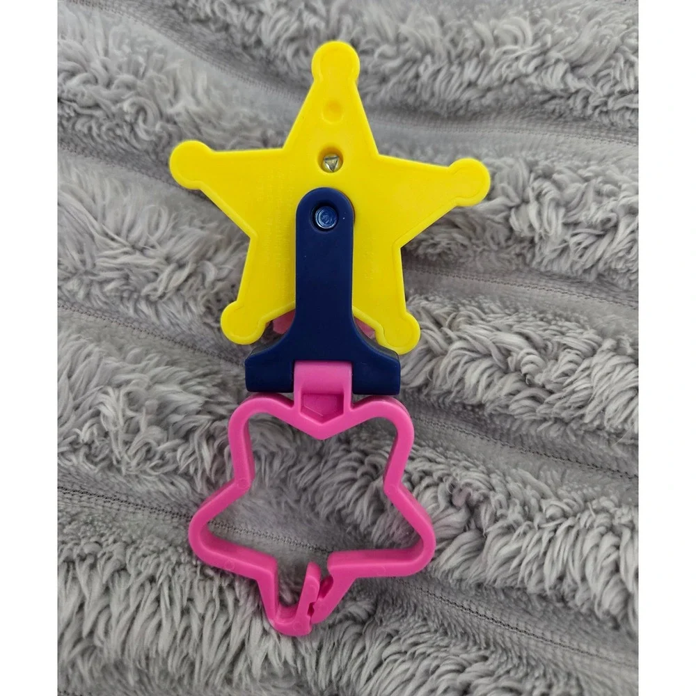 Nintendo Super Mario Princess Peach Star Backpack Clip Keychain Toy Pink Star